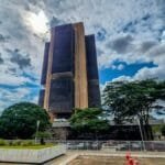 mercado-reduz-previsao-da-selic-para--em--aponta-boletim-focus