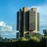 mercados-semana-comeca-com-expectativa-sobre-indice-de-atividade-economica-de-marco