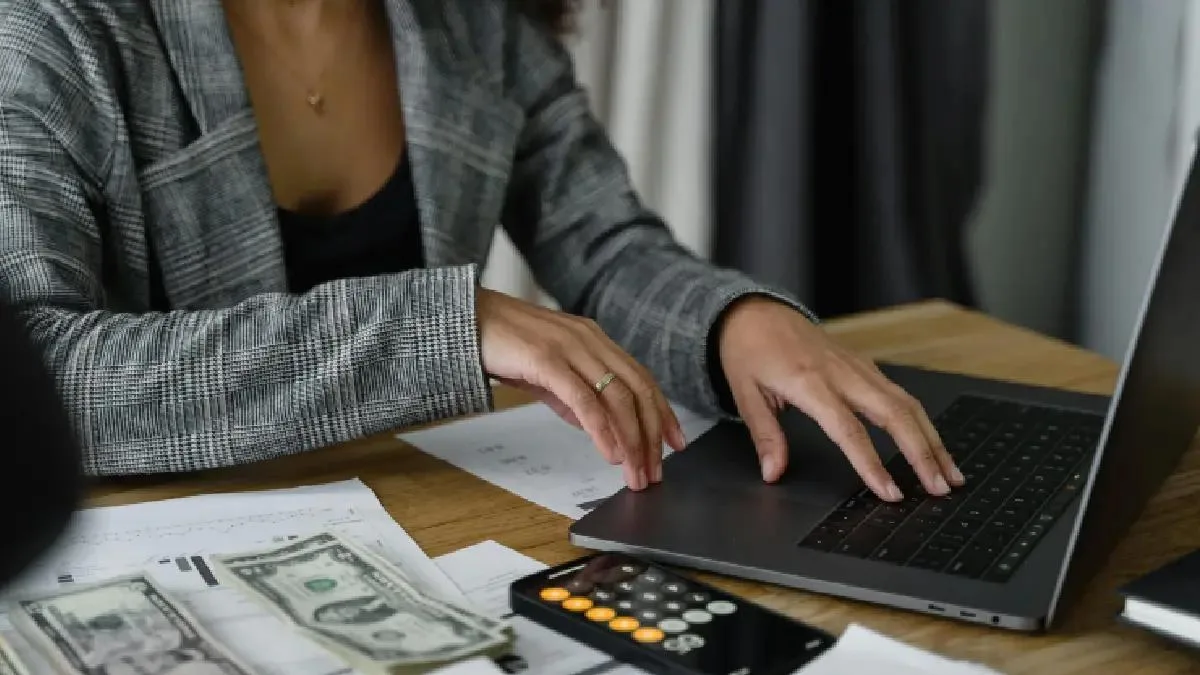 vale-a-pena-voce-investir-seu-decimo-terceiro-em-cdb-tesouro-direto-ou-fundos