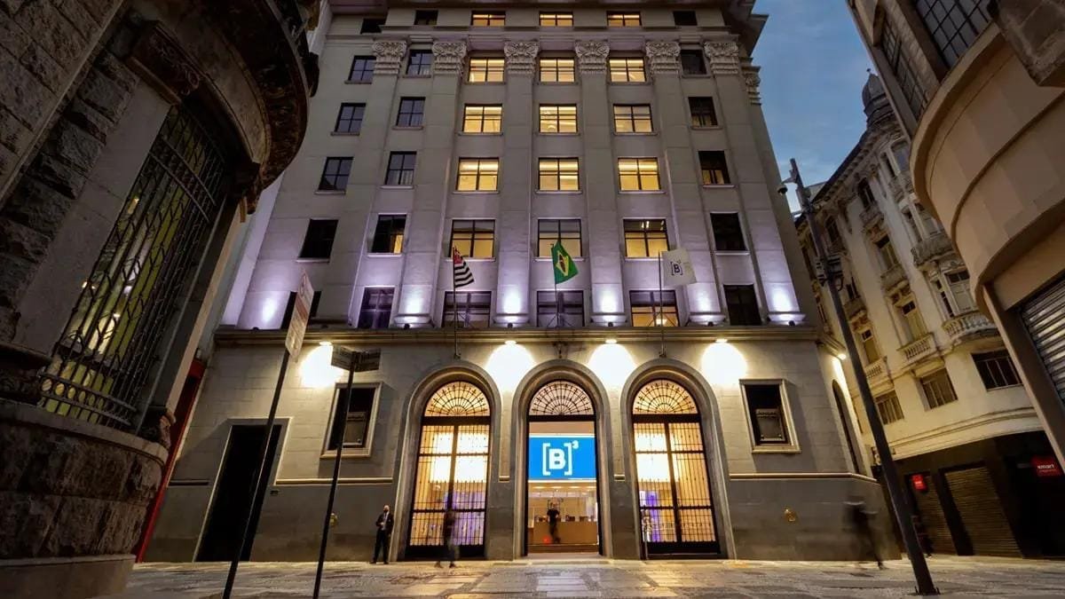 veja-como-a-b-funcionara-no-feriado-da-consciencia-negra-e-o-que-isso-muda-para-seus-investimentos